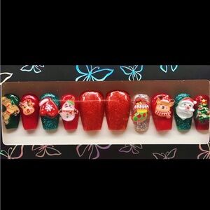 Festive Red and Green Christmas Nail Set